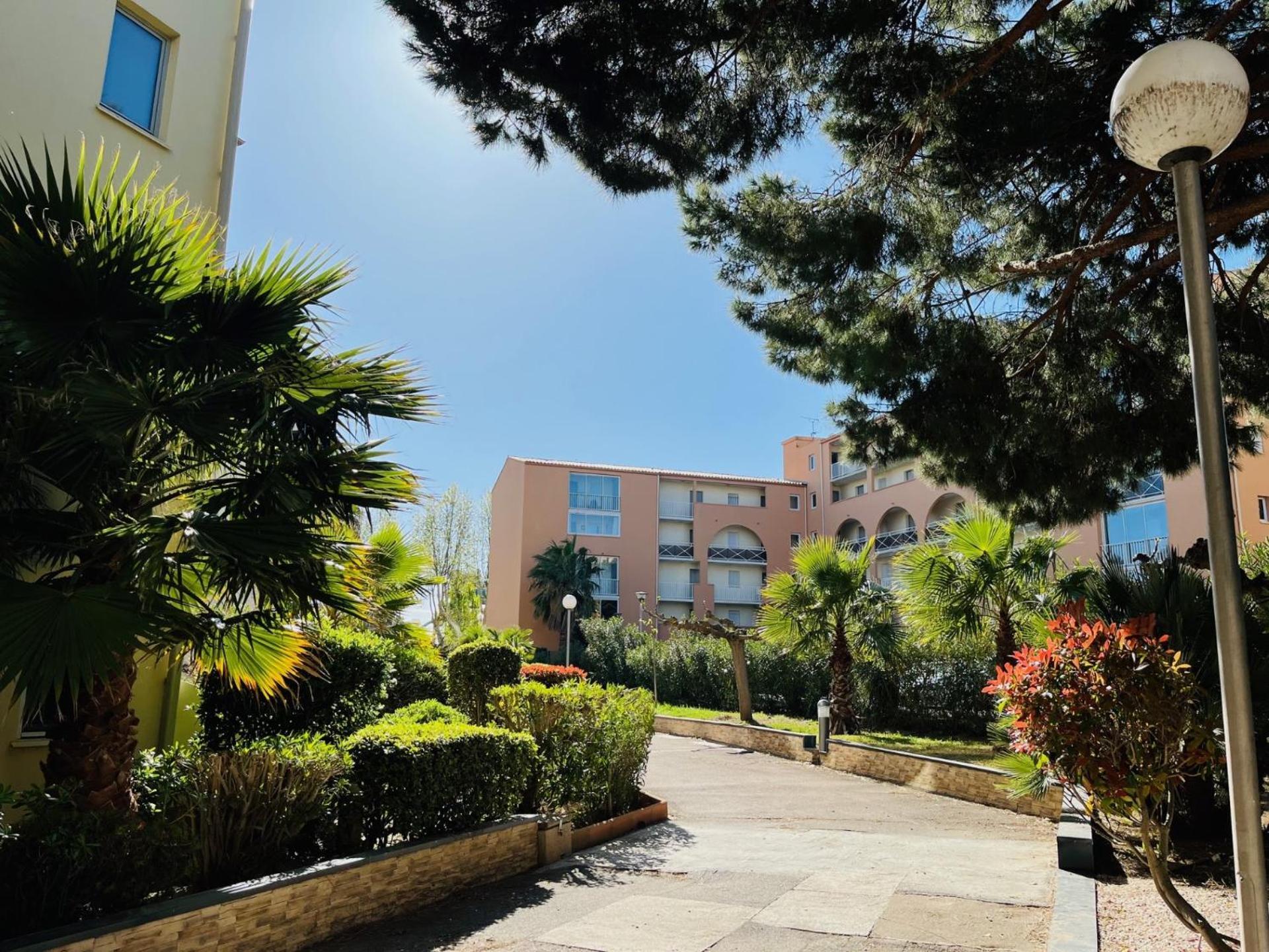T2 ,4 Couchages ,Climatise ,Terrace ,En Face D'Aqualand ,Plage Rochelongue Agde Eksteriør billede